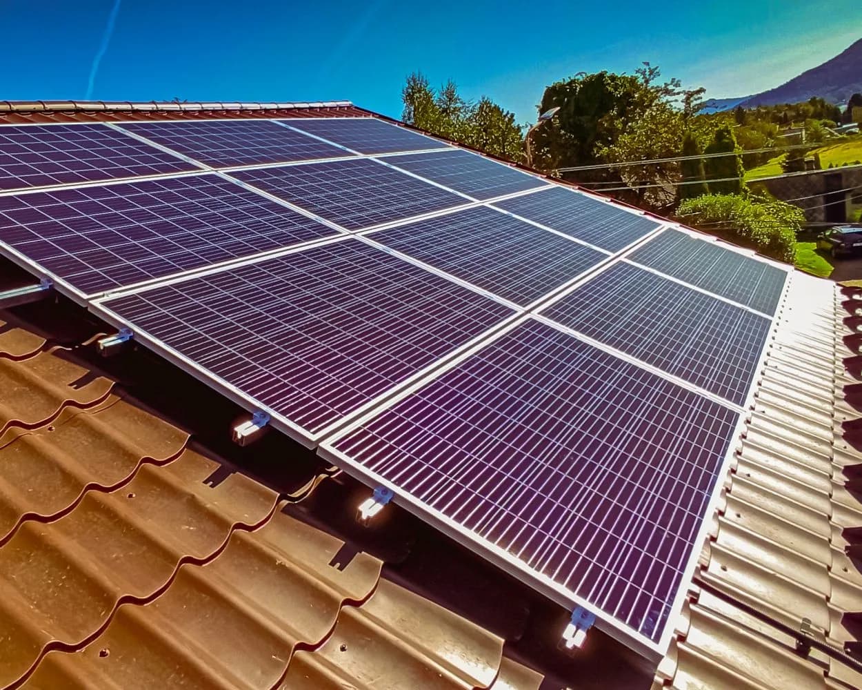 Jakie są realne koszty domowej elektrowni słonecznej?
