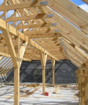 konstrukcja drewniana dachu